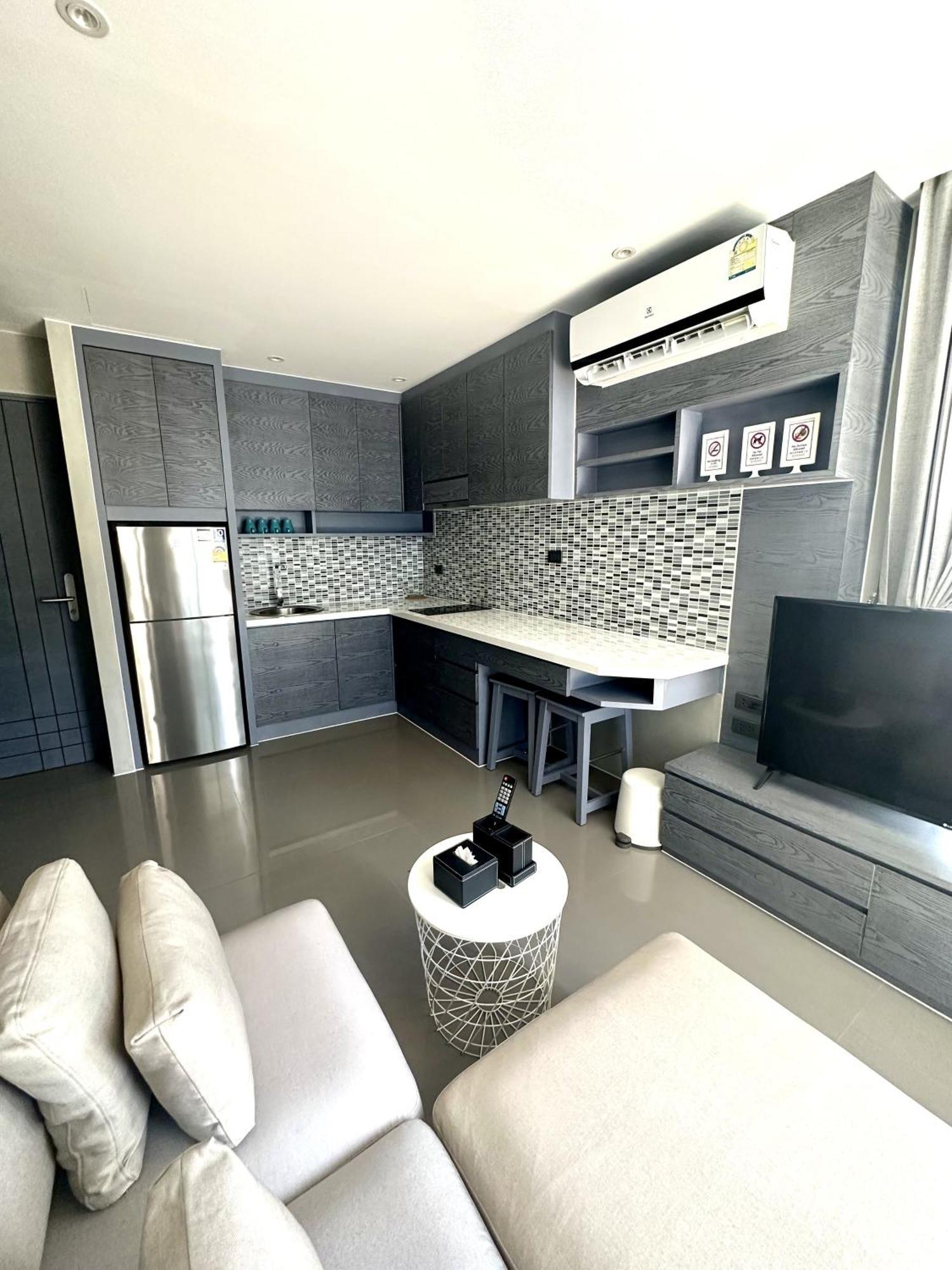 Stylish Apartments Kamala Citygate Praia de Kamala Exterior foto